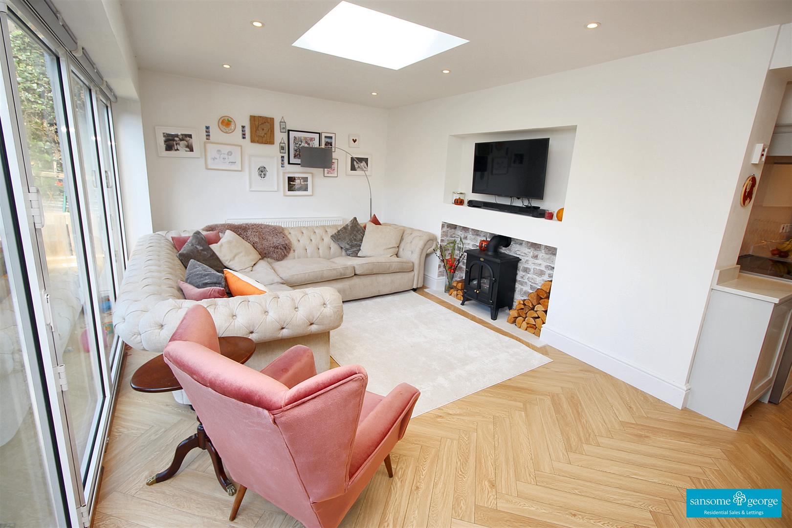 Westwood Road, Tilehurst, Reading